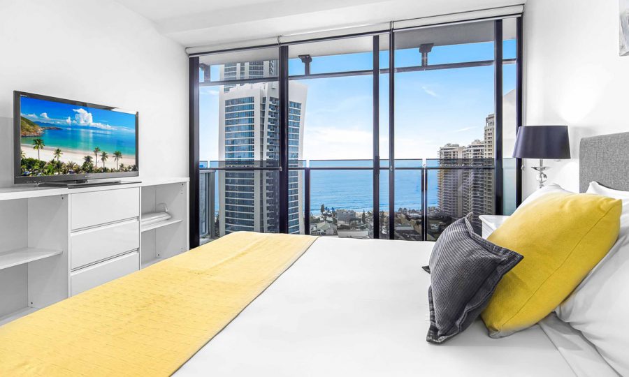 Circle on Cavill Level 25 Ocean & River View