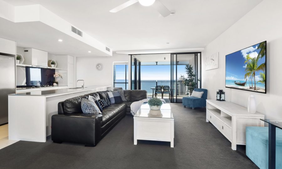 Circle on Cavill Level 23 Ocean & Hinterland View